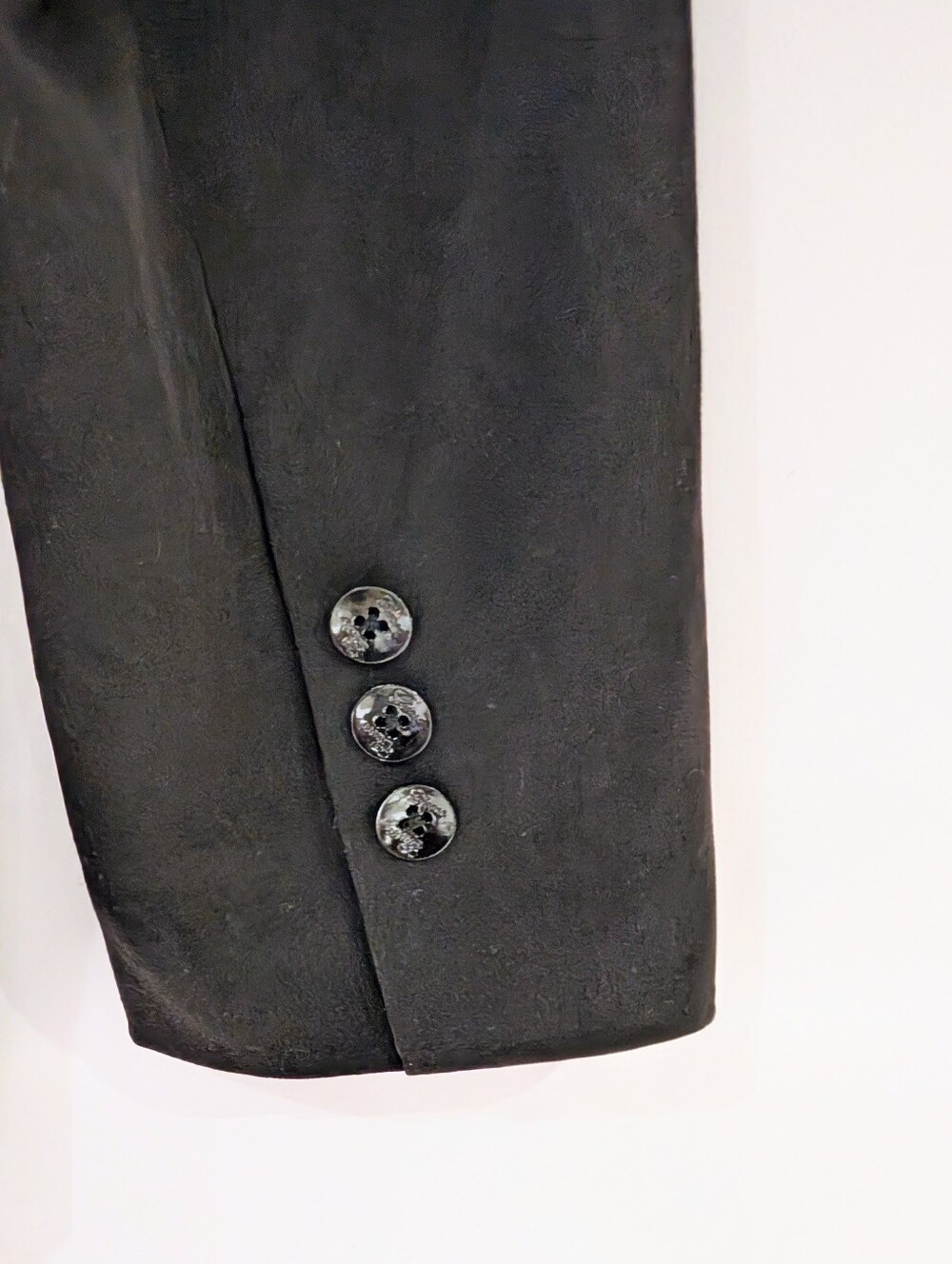 Guess Black Single-Button Blazer With Leopard Print Lining - Picture 3 of 10